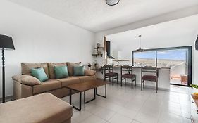 Home2Book Cozy Sea Views Punta Sardina Lighthouse